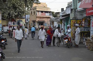 05 Deogarh,_Bazaar-Walk_DSC4770_b_H600